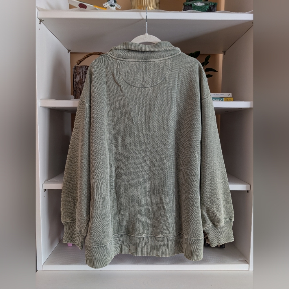 American Eagle AE Oversized Big Hug Collared Sweatshirt - Picture 2 of 3